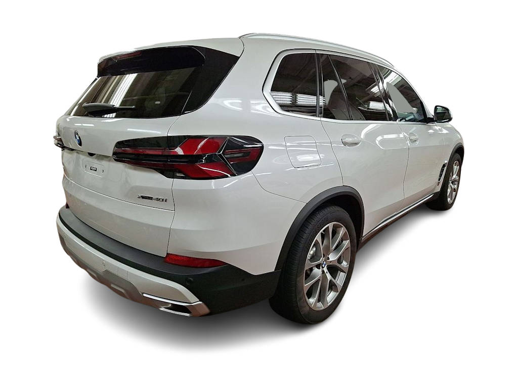 Thumbnail: 2024 BMW X5 - 14