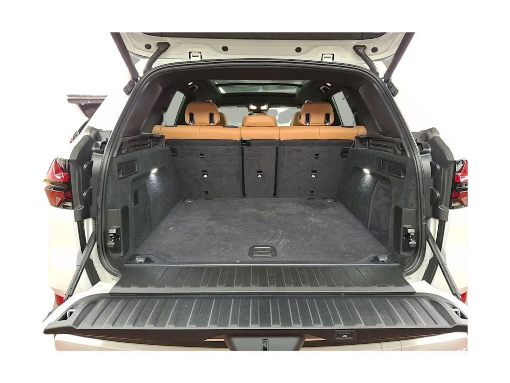 Thumbnail: 2024 BMW X5 - 11