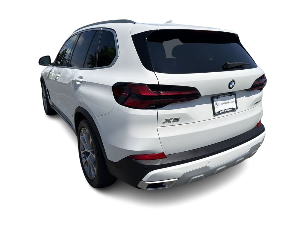 Thumbnail: 2024 BMW X5 - 23
