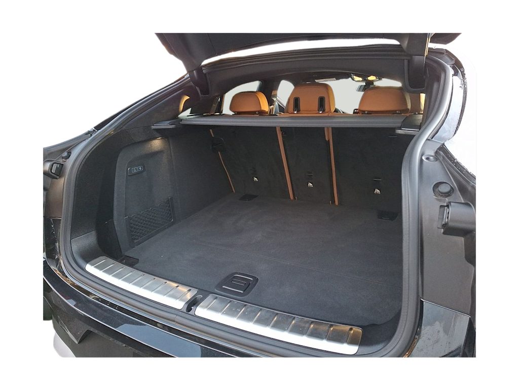 Thumbnail: 2025 BMW X4 - 10