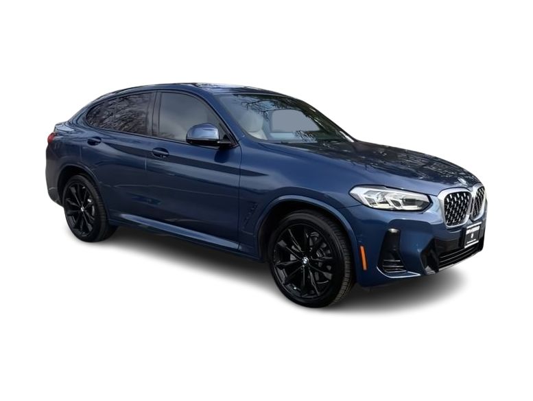 Thumbnail: 2022 BMW X4 - 22