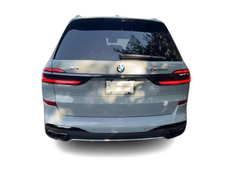 Thumbnail: 2024 BMW X7 - 5