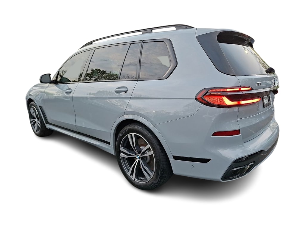 Thumbnail: 2024 BMW X7 - 3