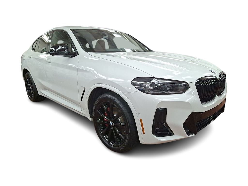 Thumbnail: 2025 BMW X4 - 13