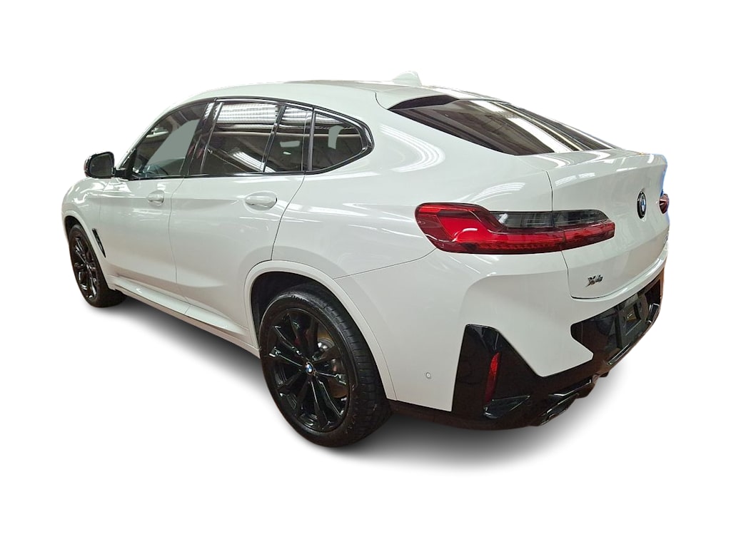 Thumbnail: 2025 BMW X4 - 2