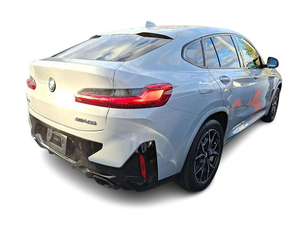 Thumbnail: 2025 BMW X4 - 15