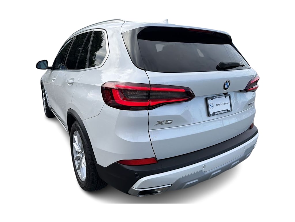 Thumbnail: 2022 BMW X5 - 4
