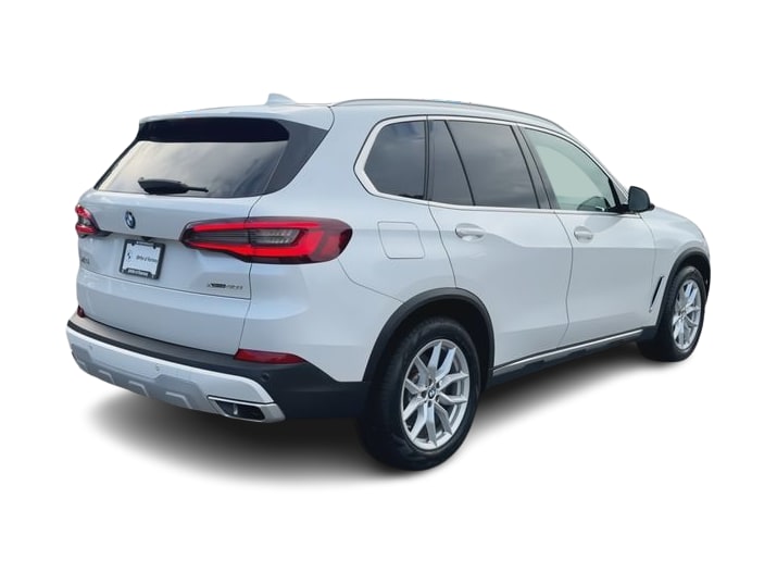 Thumbnail: 2022 BMW X5 - 22