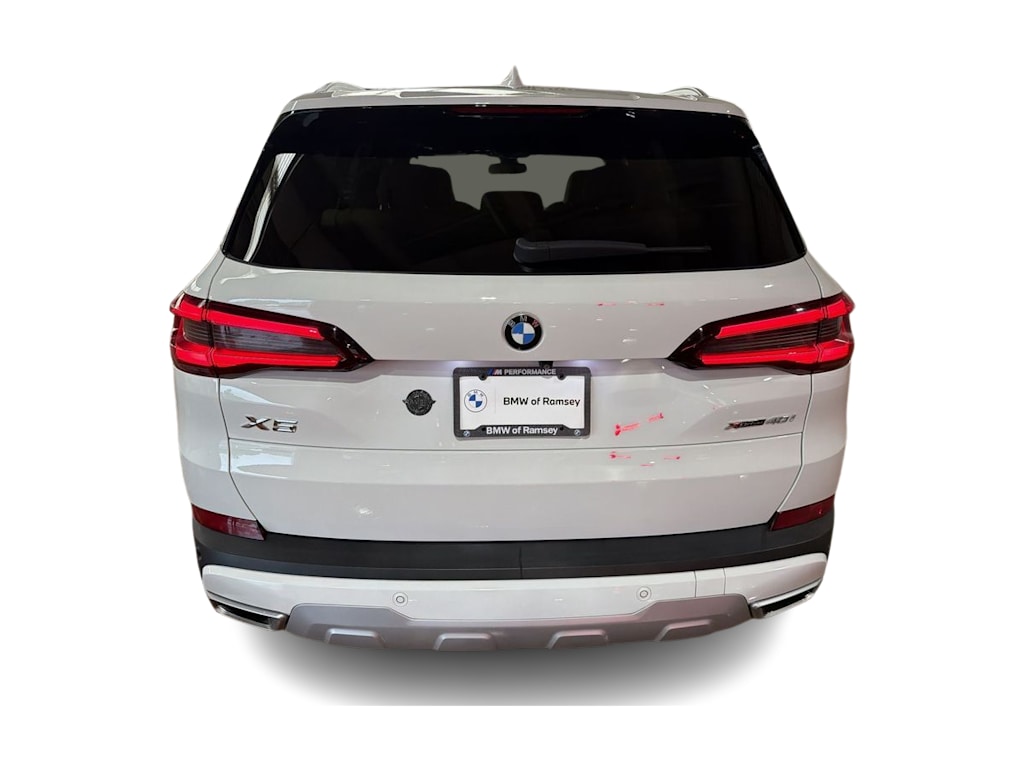 Thumbnail: 2021 BMW X5 - 5