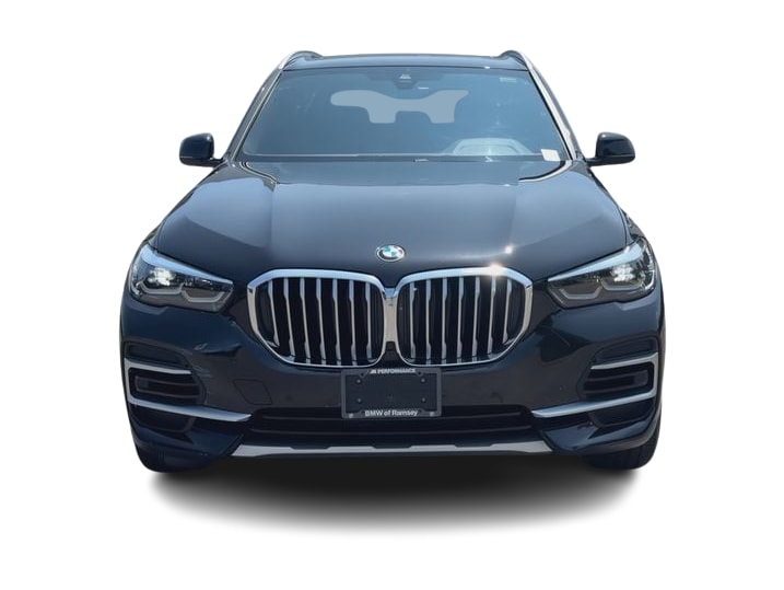Thumbnail: 2023 BMW X5 - 6