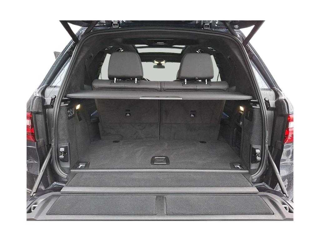 Thumbnail: 2022 BMW X7 - 11