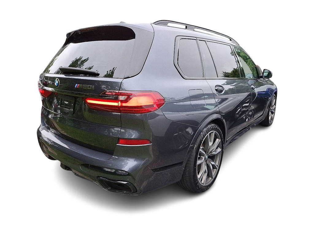 2022 BMW X7 M50i 14