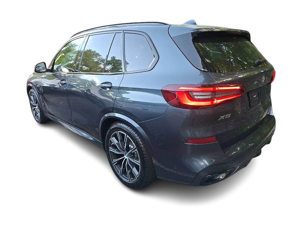 Thumbnail: 2022 BMW X5 - 3