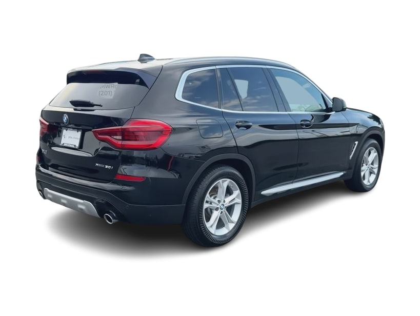 Thumbnail: 2021 BMW X3 - 21