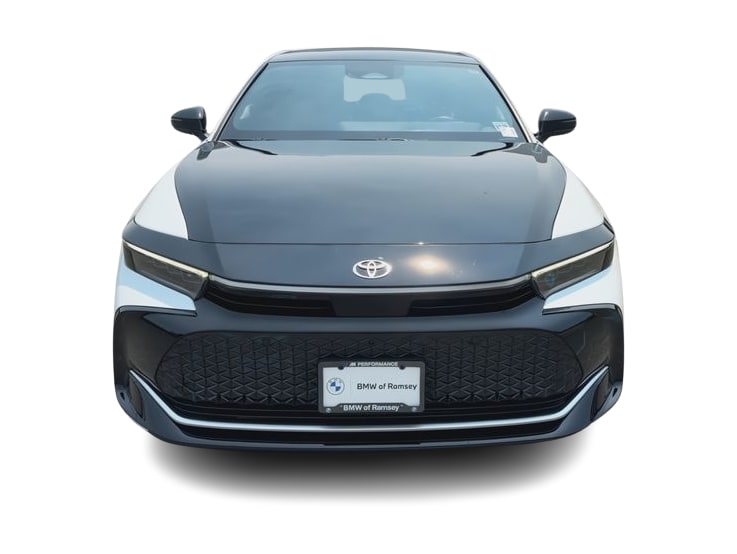 Thumbnail: 2023 Toyota Crown - 6
