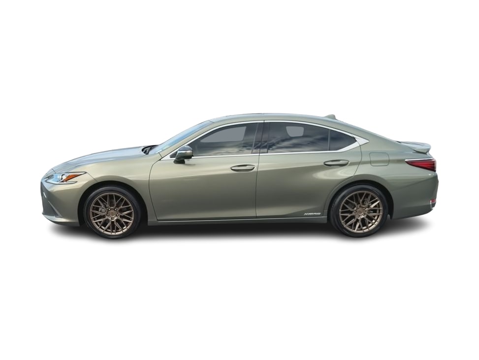 Thumbnail: 2019 Lexus ES - 3