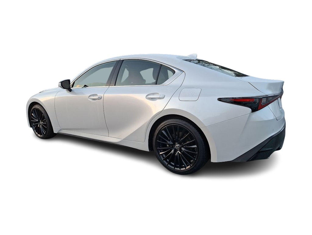 2022 Lexus IS 300 2