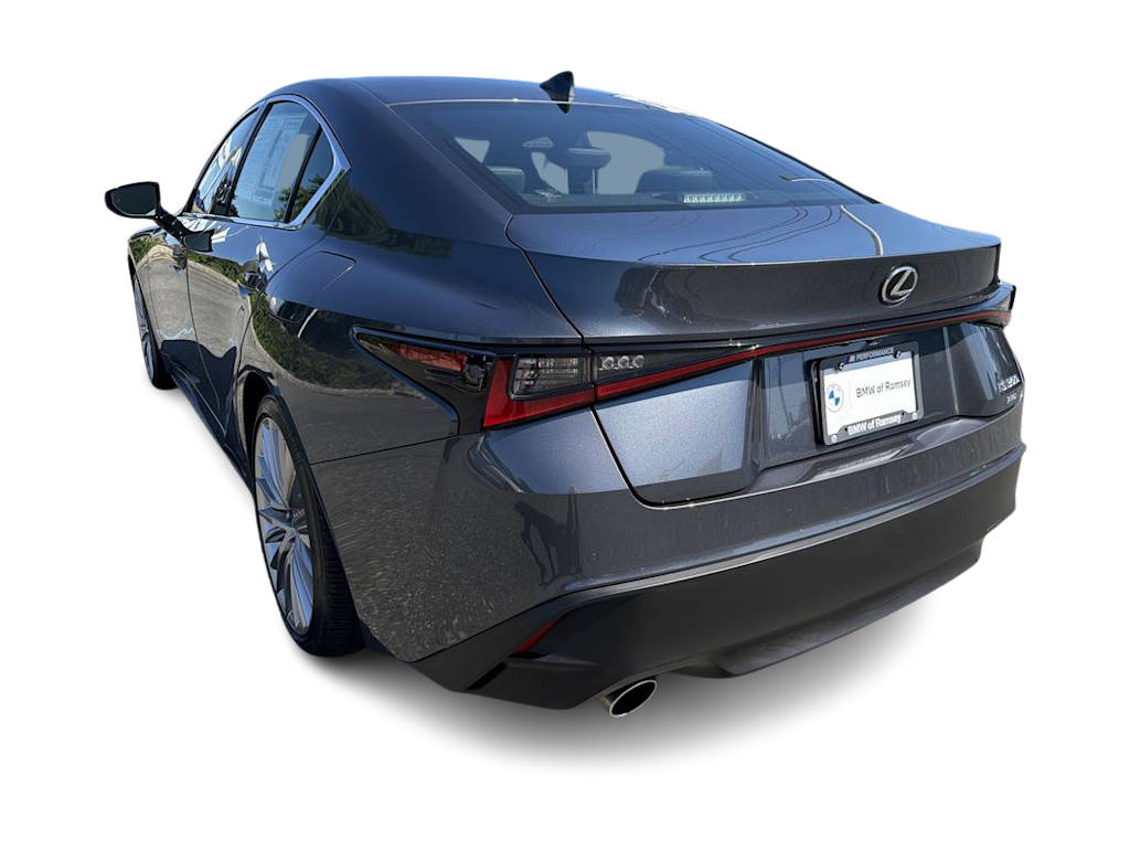 Thumbnail: 2023 Lexus IS - 23