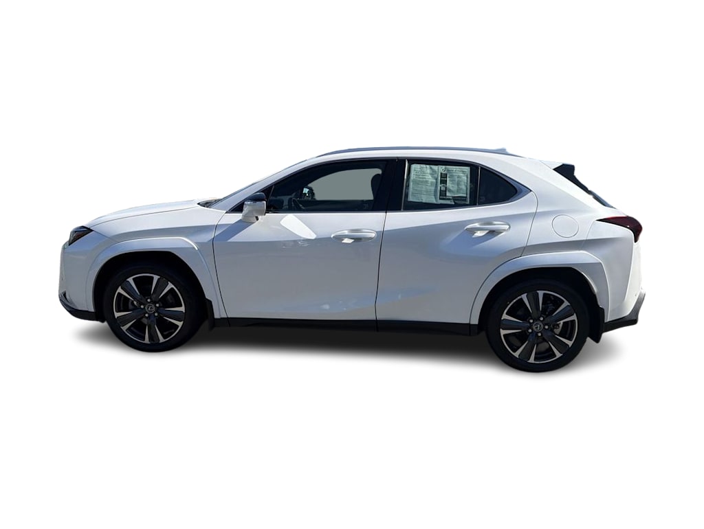 Thumbnail: 2024 Lexus UX - 22