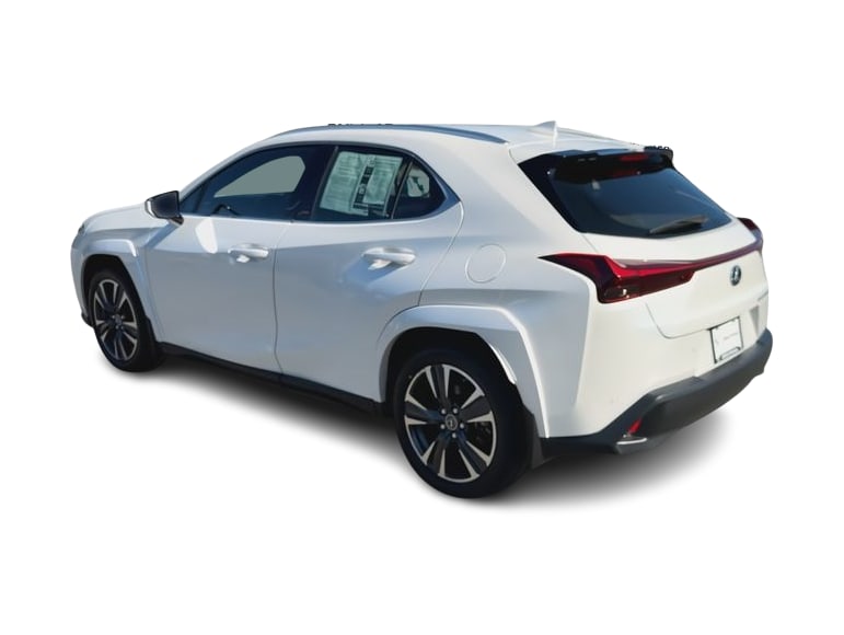 Thumbnail: 2024 Lexus UX - 4