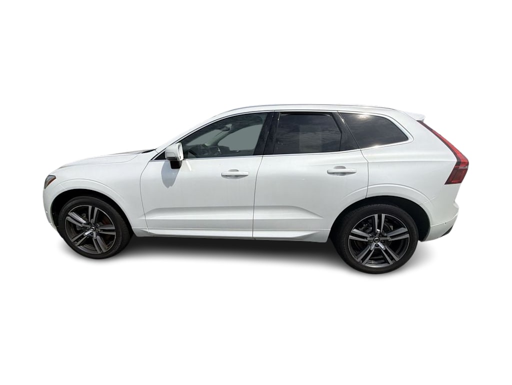 Thumbnail: 2018 Volvo XC60 - 25
