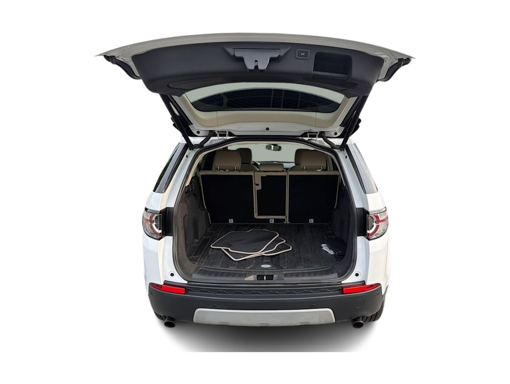 Thumbnail: 2016 Land Rover Discovery Sport - 16