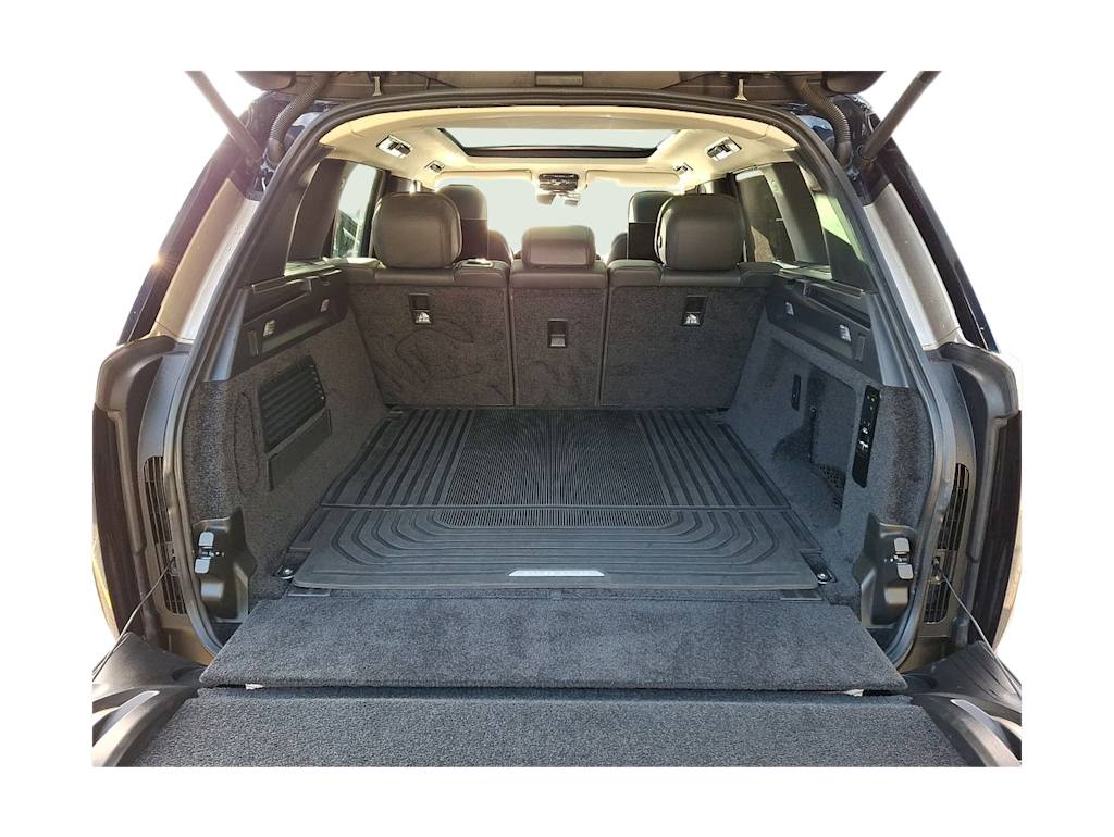 Thumbnail: 2023 Land Rover Range Rover - 10