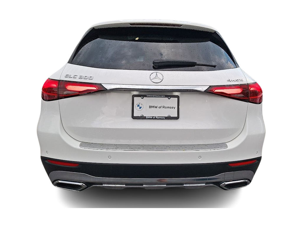 Thumbnail: 2026 Mercedes-Benz GLC - 4