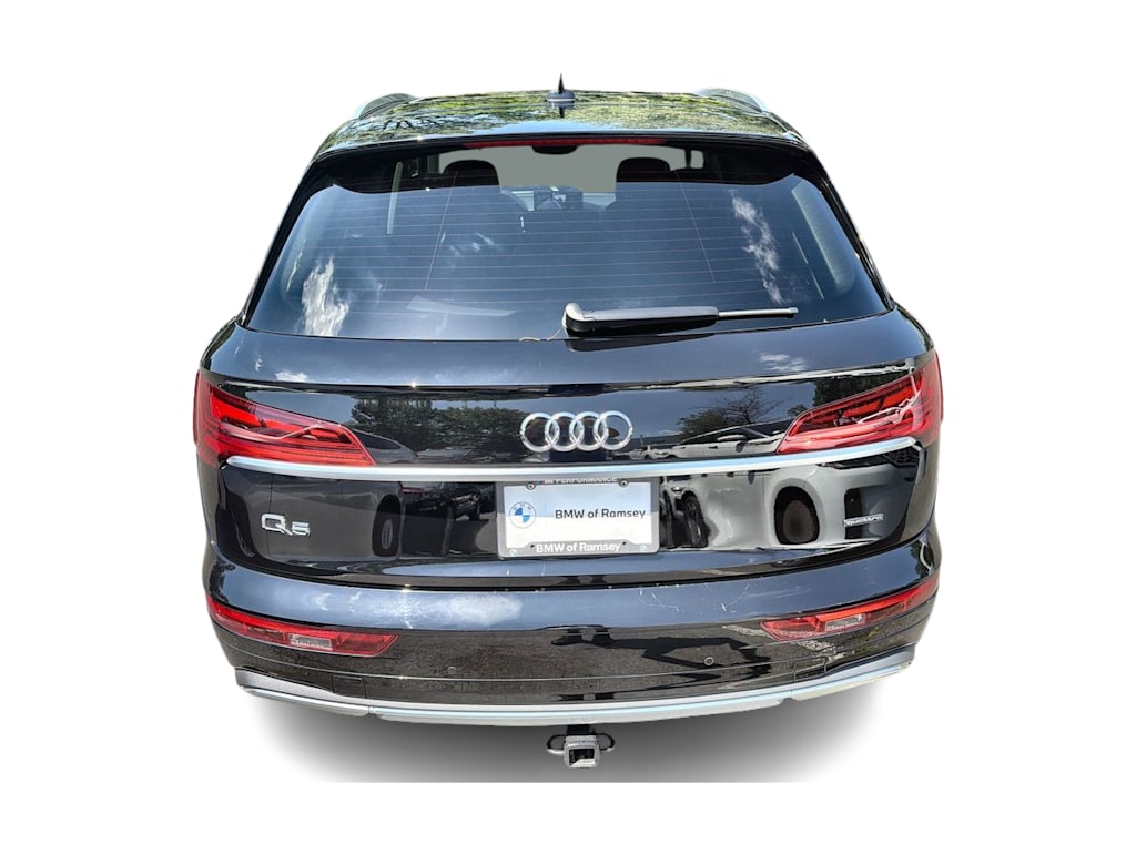 Thumbnail: 2022 Audi Q5 - 4