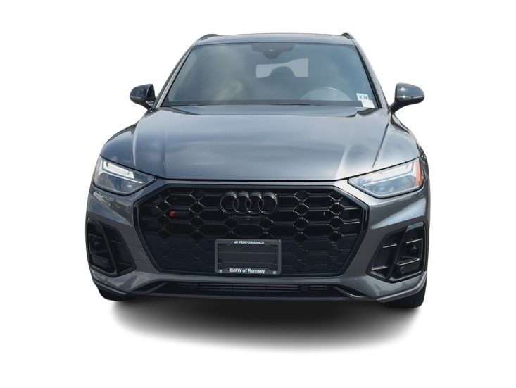 Thumbnail: 2023 Audi SQ5 - 6