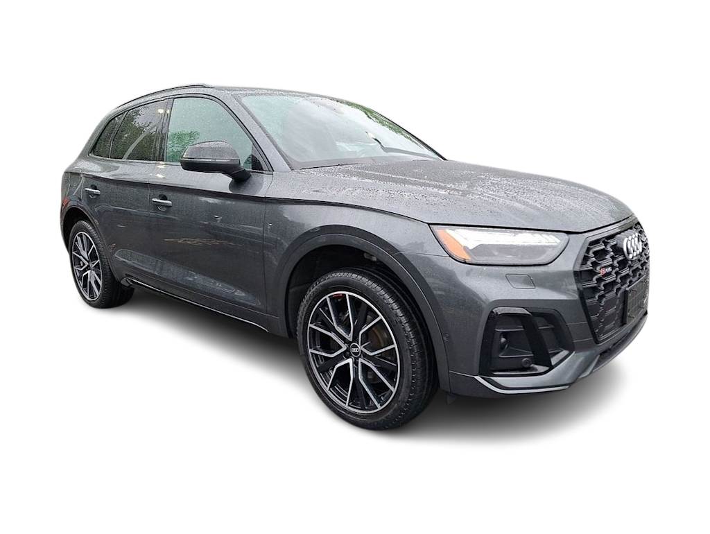 Thumbnail: 2022 Audi SQ5 - 13