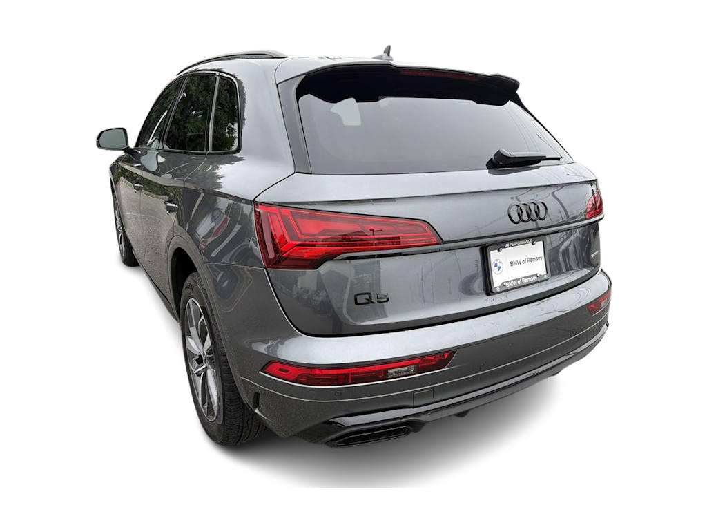 Thumbnail: 2024 Audi Q5 - 24