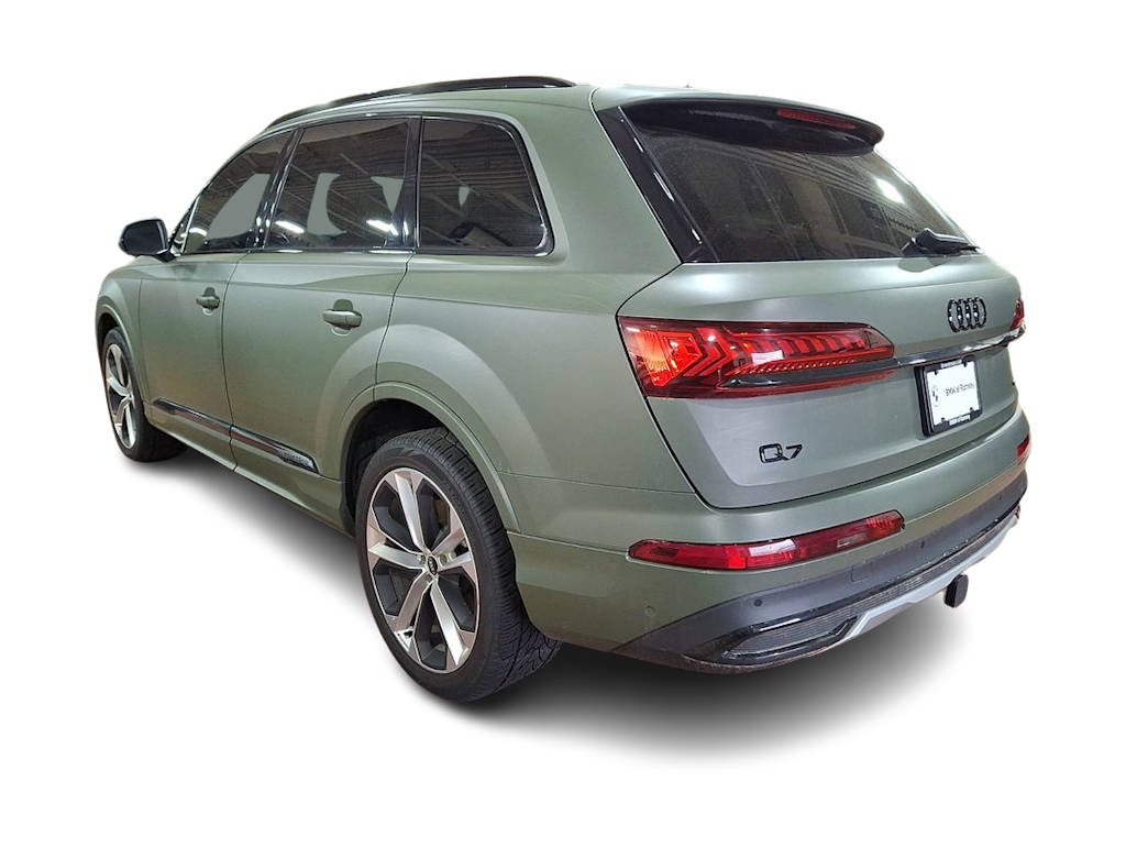 Thumbnail: 2021 Audi Q7 - 2