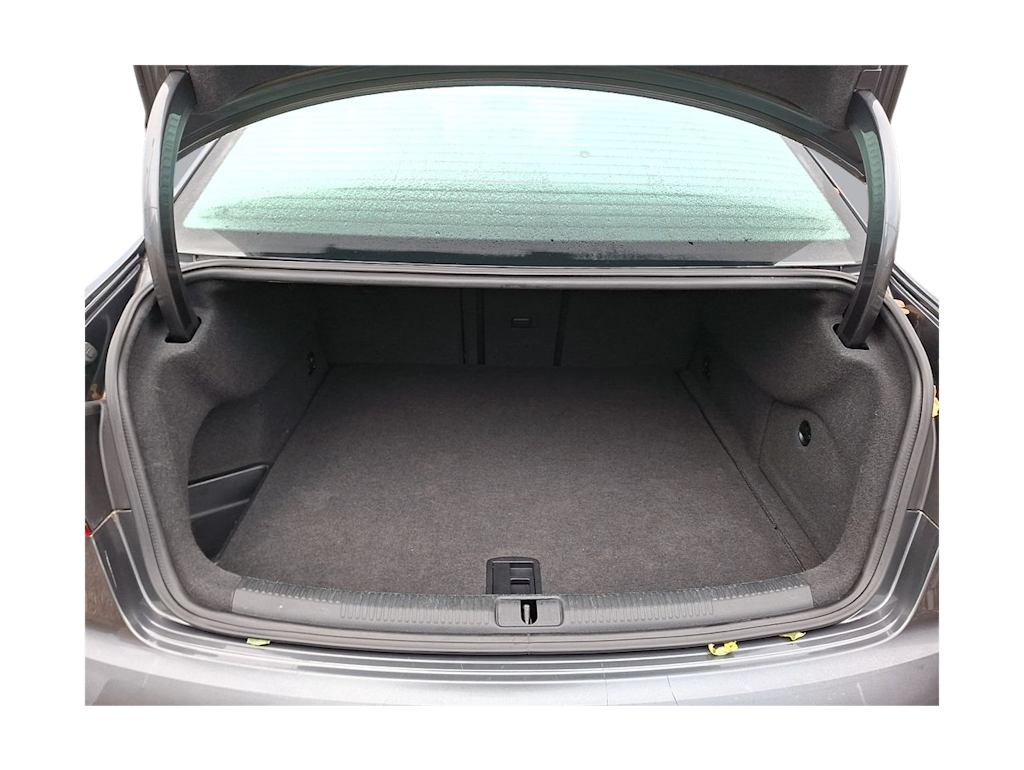 Thumbnail: 2018 Audi S3 - 10