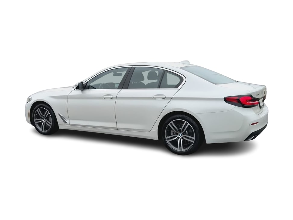 Thumbnail: 2023 BMW 5 Series - 21