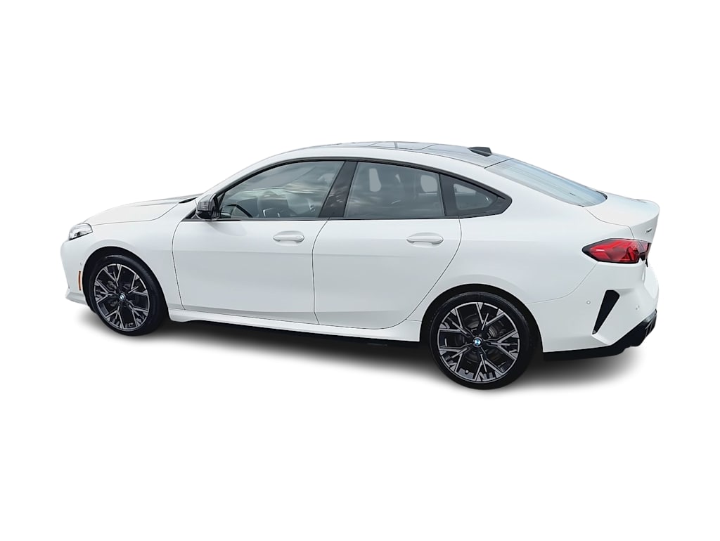 Thumbnail: 2026 BMW 2 Series - 21