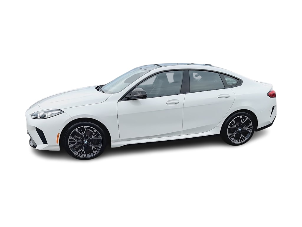 Thumbnail: 2026 BMW 2 Series - 3