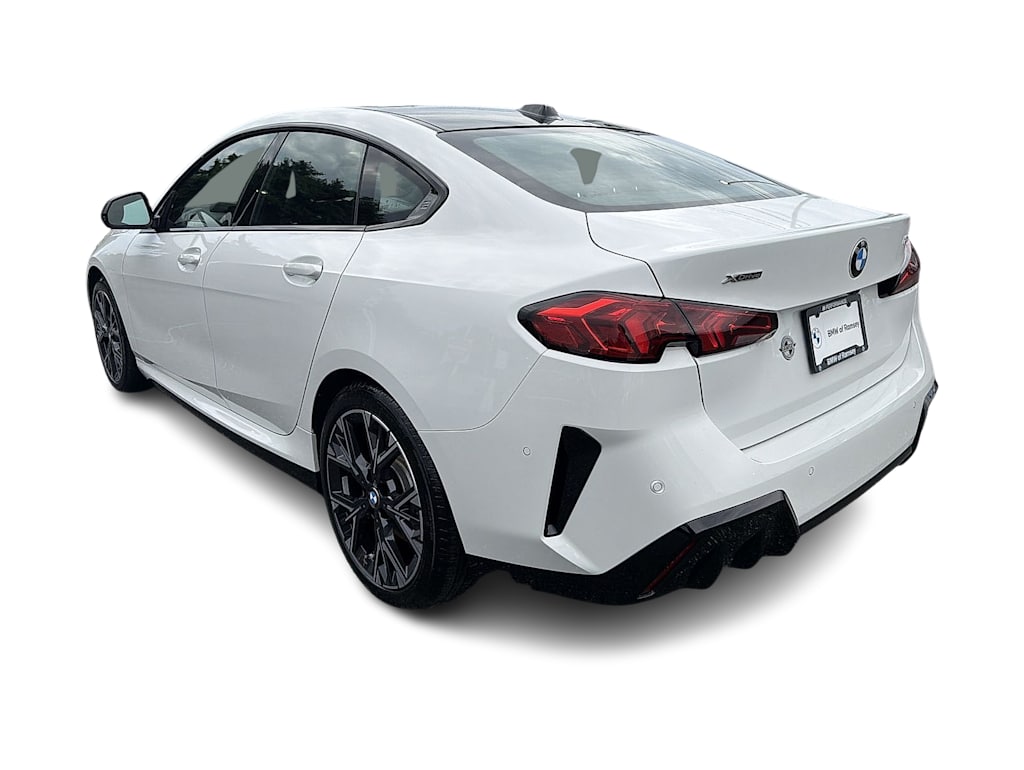 Thumbnail: 2026 BMW 2 Series - 26