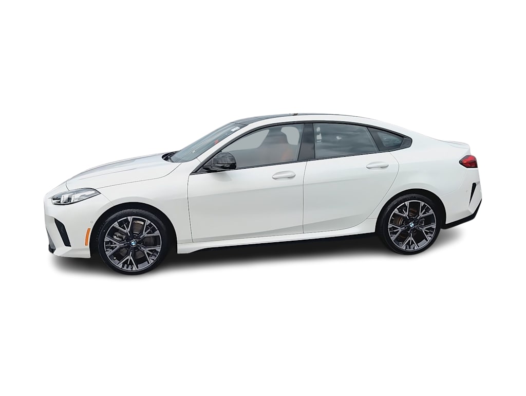 Thumbnail: 2026 BMW 2 Series - 3