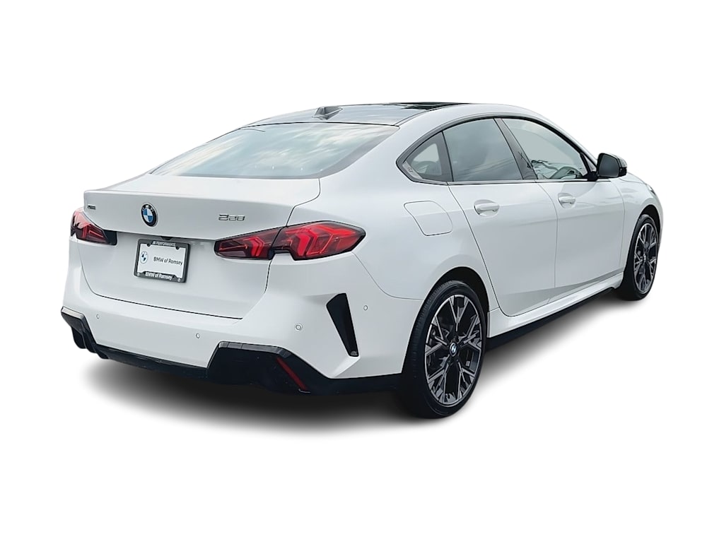 Thumbnail: 2026 BMW 2 Series - 24