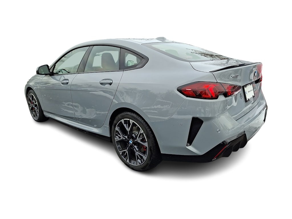 Thumbnail: 2025 BMW 2 Series - 2