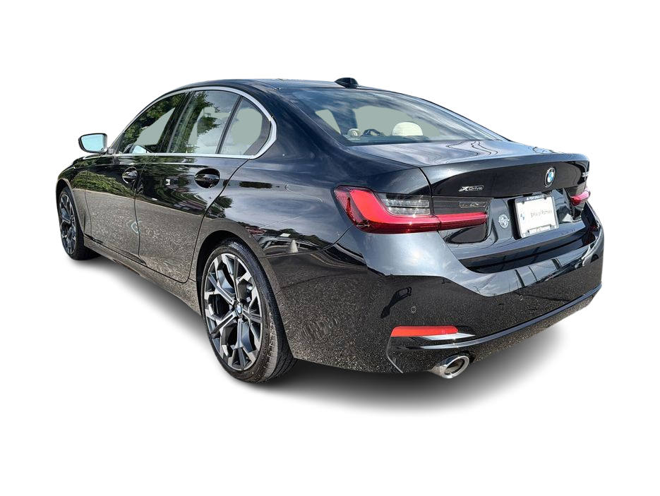 Thumbnail: 2026 BMW 3 Series - 24