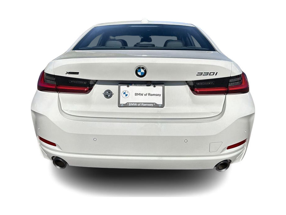 Thumbnail: 2026 BMW 3 Series - 26