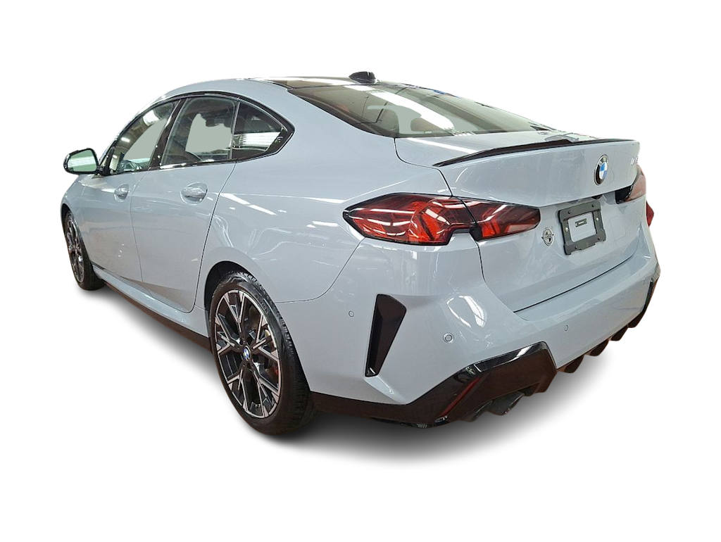 Thumbnail: 2025 BMW 2 Series - 2