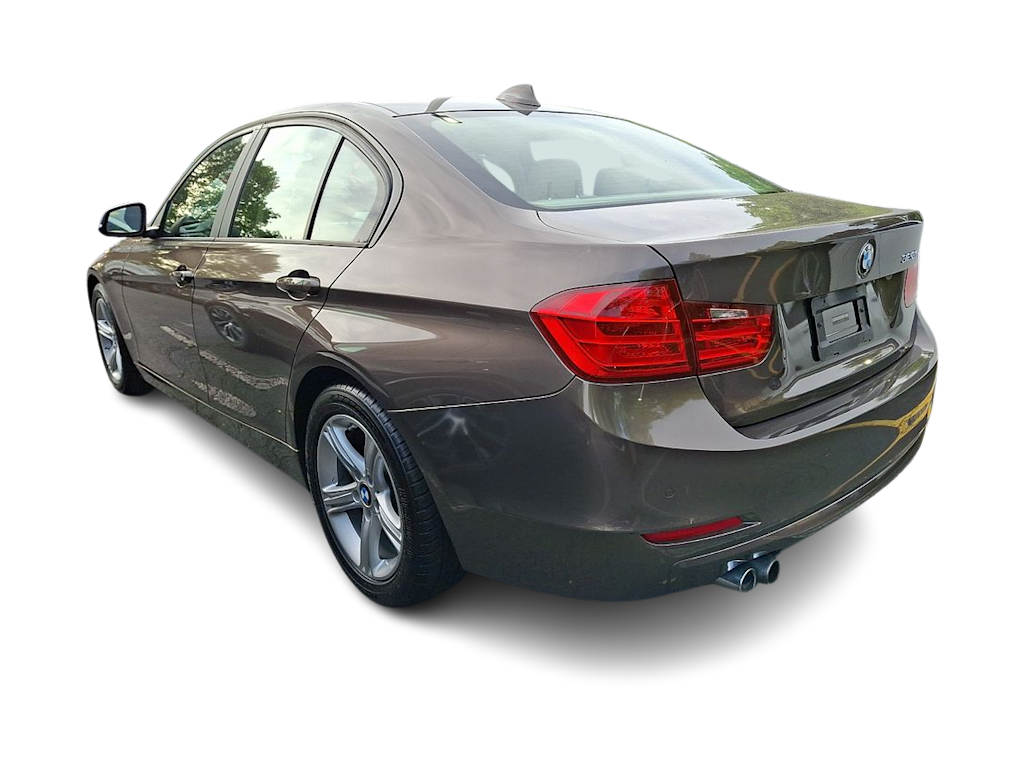 Thumbnail: 2015 BMW 3 Series - 2