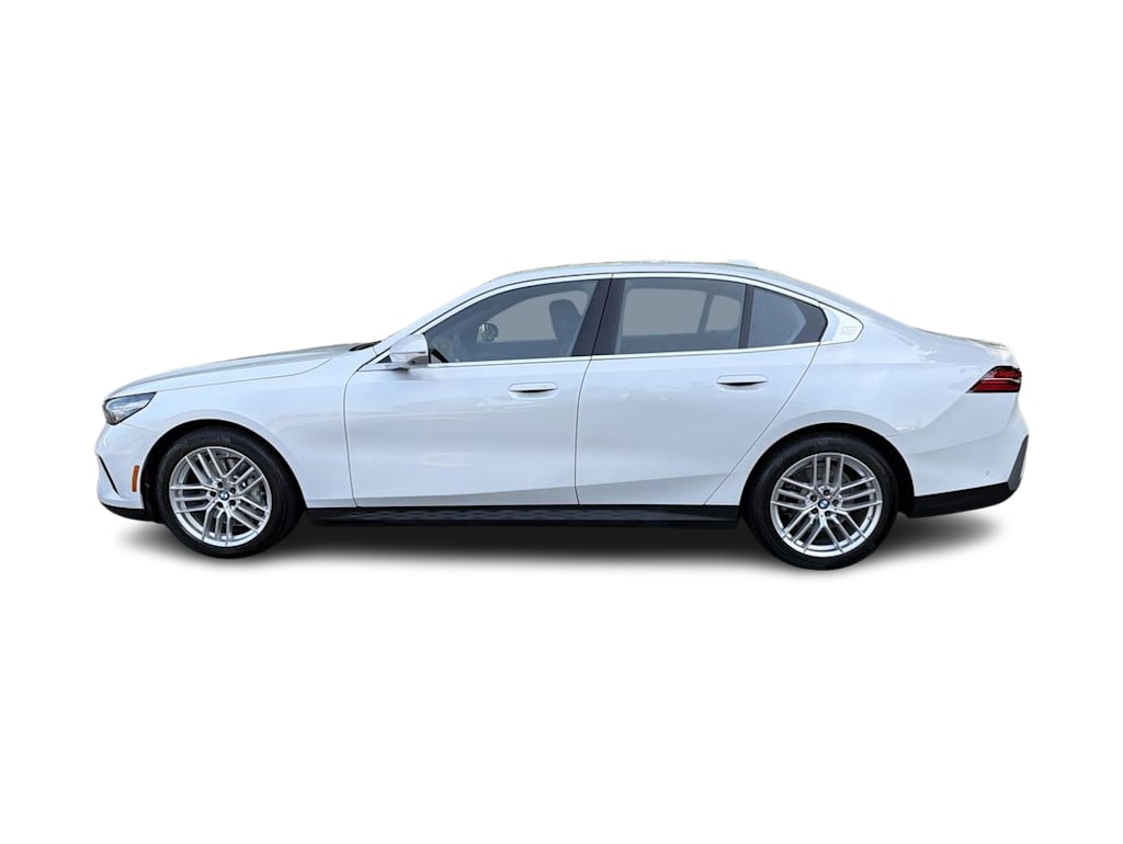 Thumbnail: 2024 BMW 5 Series - 25