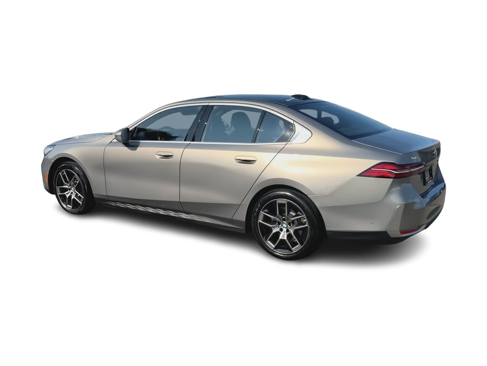 Thumbnail: 2026 BMW 5 Series - 20
