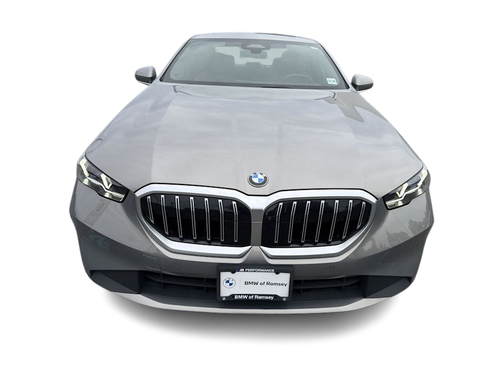 Thumbnail: 2024 BMW 5 Series - 27