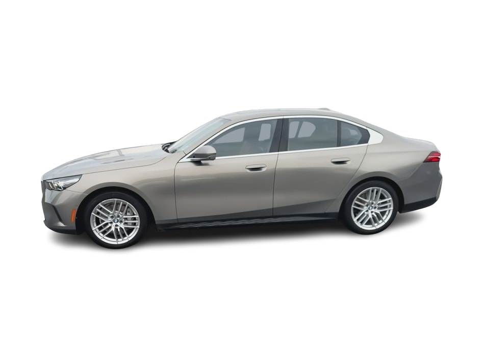 Thumbnail: 2024 BMW 5 Series - 3