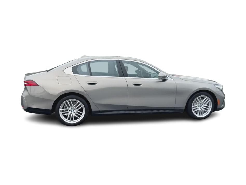 Thumbnail: 2024 BMW 5 Series - 25